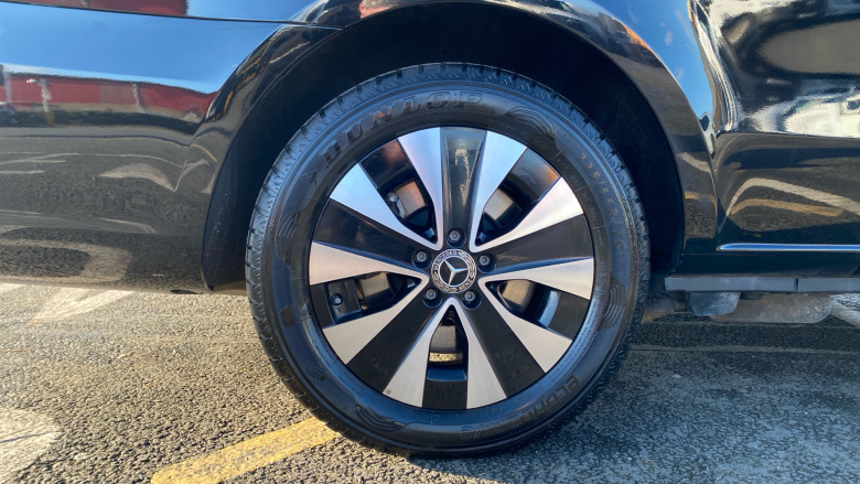 Mercedes-Benz Vito Tourer L3 Diesel Rwd 116 CDI Select 9-Seater 9G-Tronic